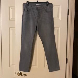 Old Navy super skinny size 12 jeans. Gray color.